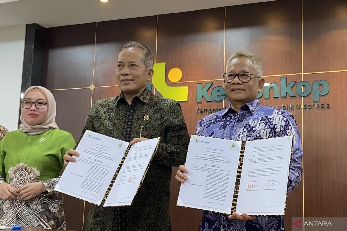 Kemenkop dan Agrinas Palma Bangun Ekosistem Koperasi Sawit