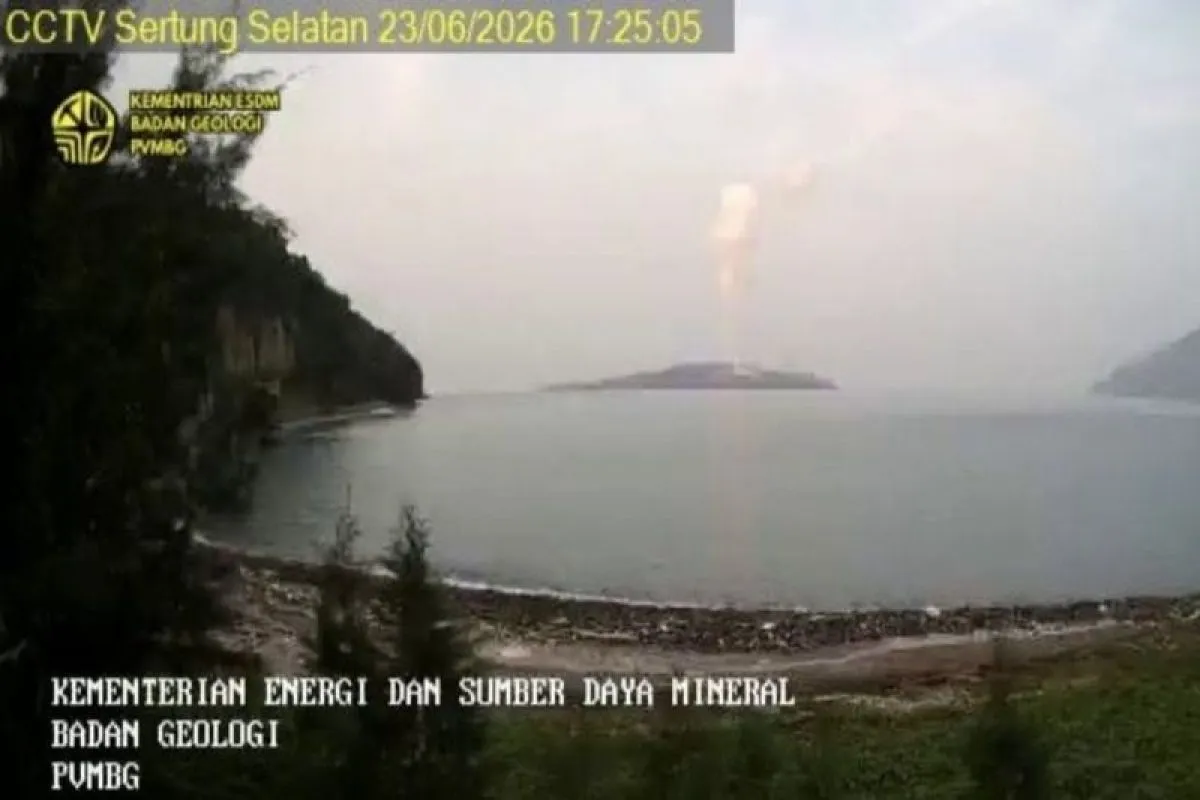 Gunung Anak Krakatau Erupsi Lagi, Status Siaga Tak Berubah