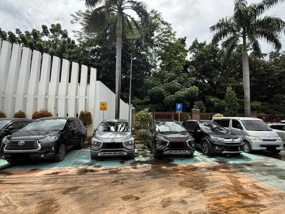 KPK Sita Lima Mobil dalam Suap Importasi Bea Cukai