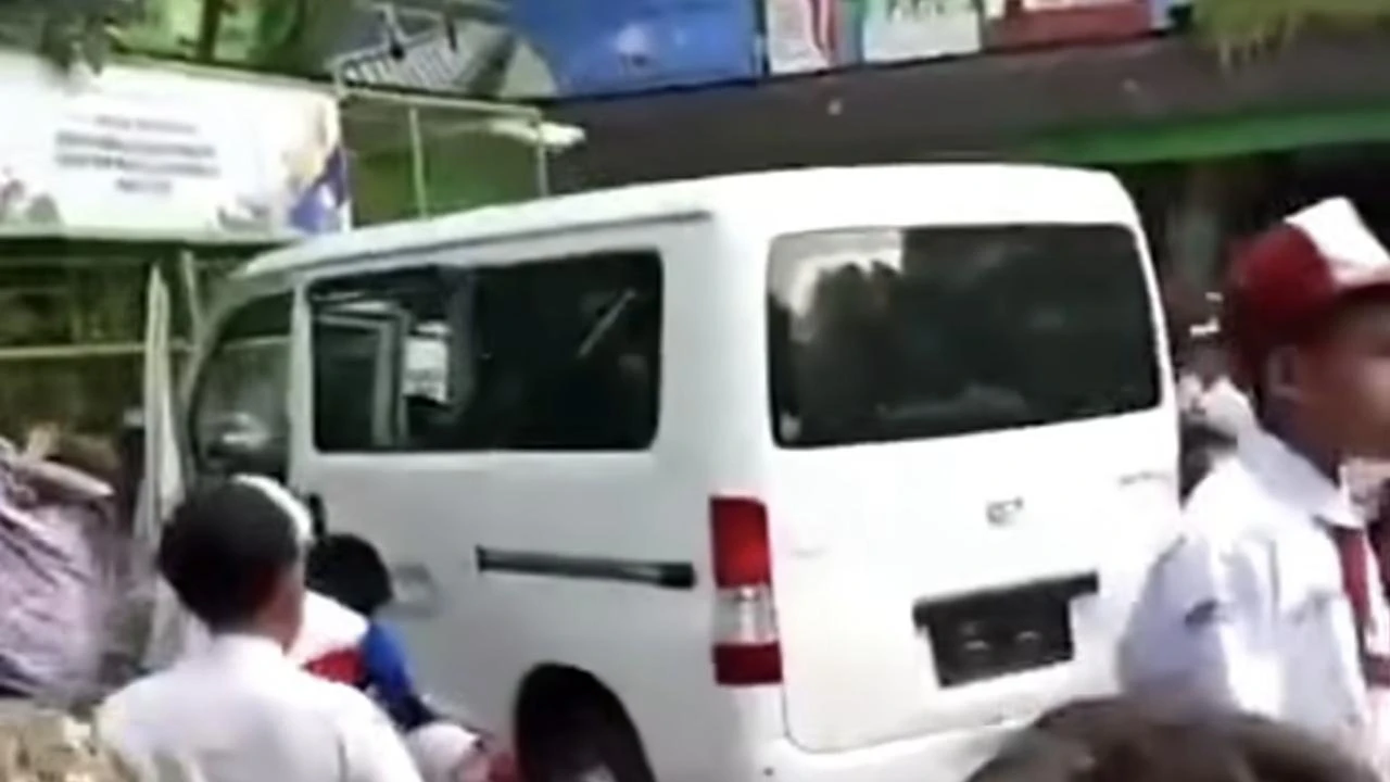 Terungkap, Mobil MBG yang Tabrak Siswa Menunggak Pajak Kendaraan!