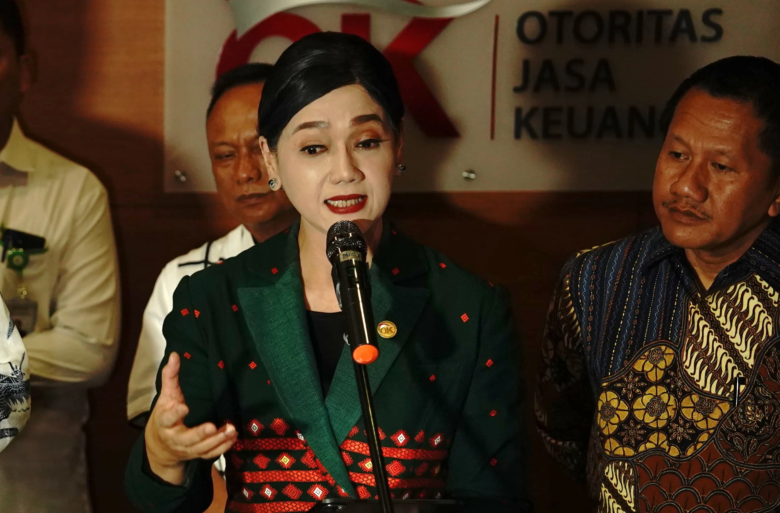 OJK: Sektor Jasa Keuangan RI Stabil di Tengah Tekanan Global