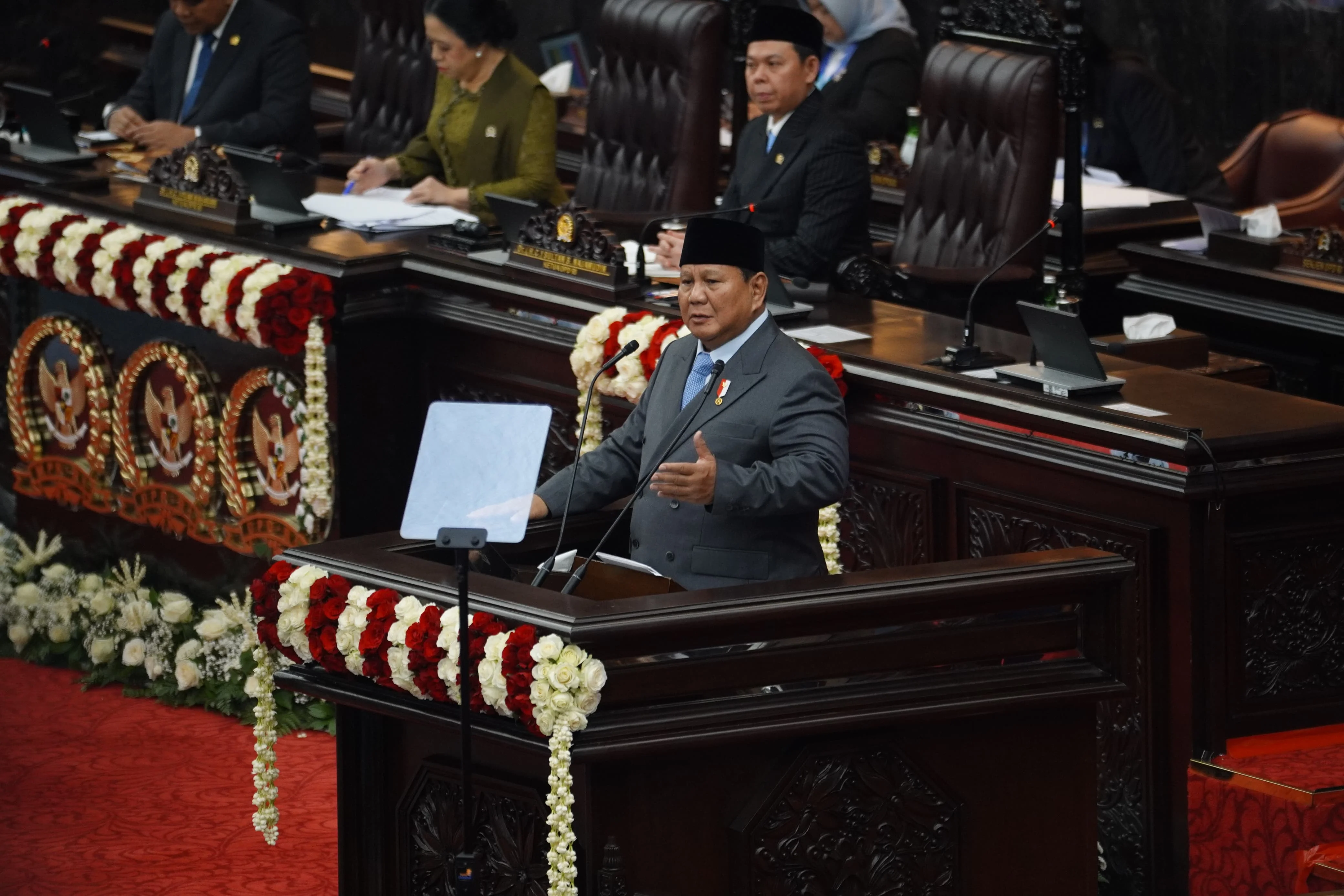Prabowo Patok Target Pertumbuhan Ekonomi 6% Tahun Depan