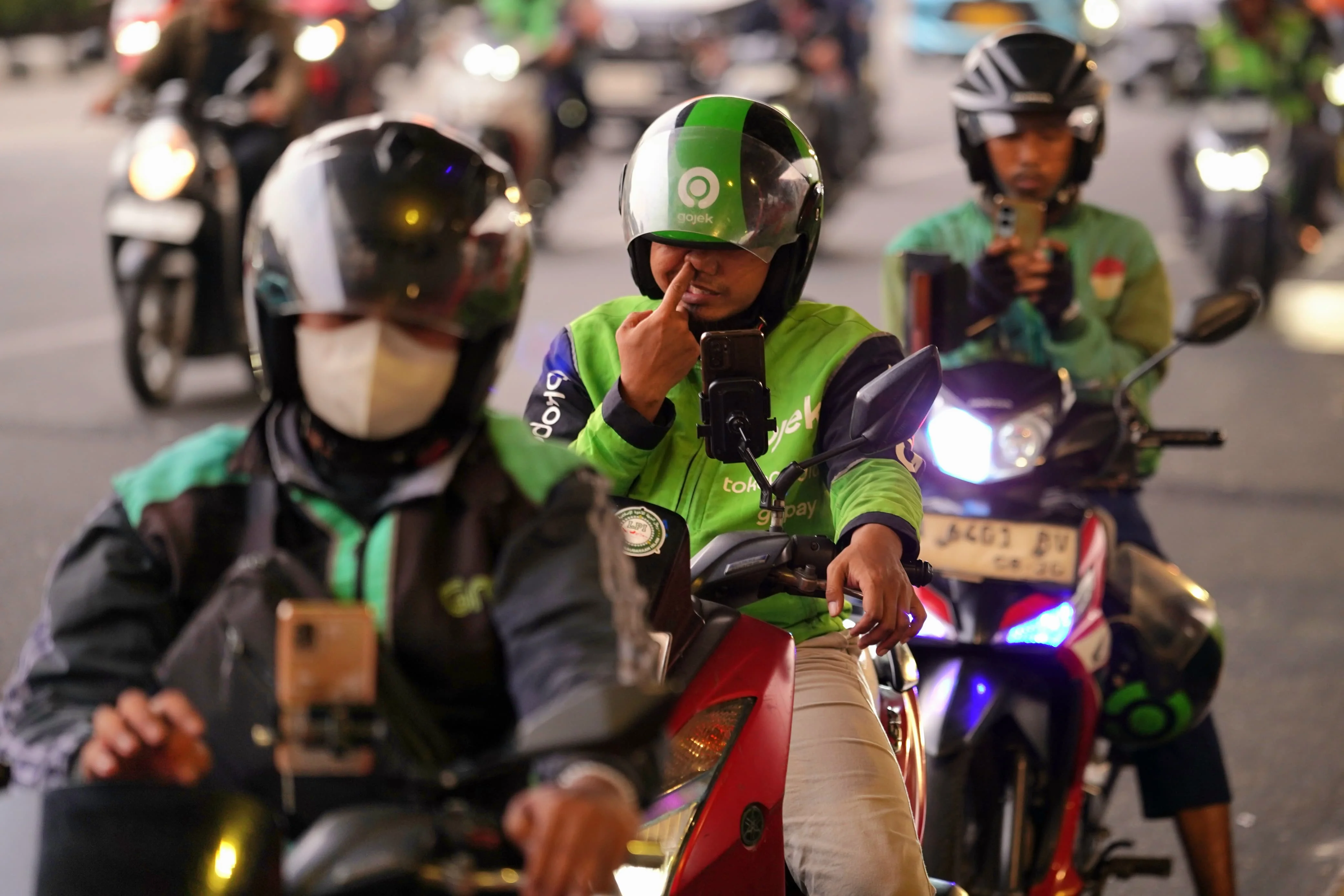 Ojek Online, Ojek Daring, Ojol, BHR, Bantuan Hari Raya, Ojol UMKM, Ojek UMKM, UMKM, Ojek, Gojek, Grab, Maxim
