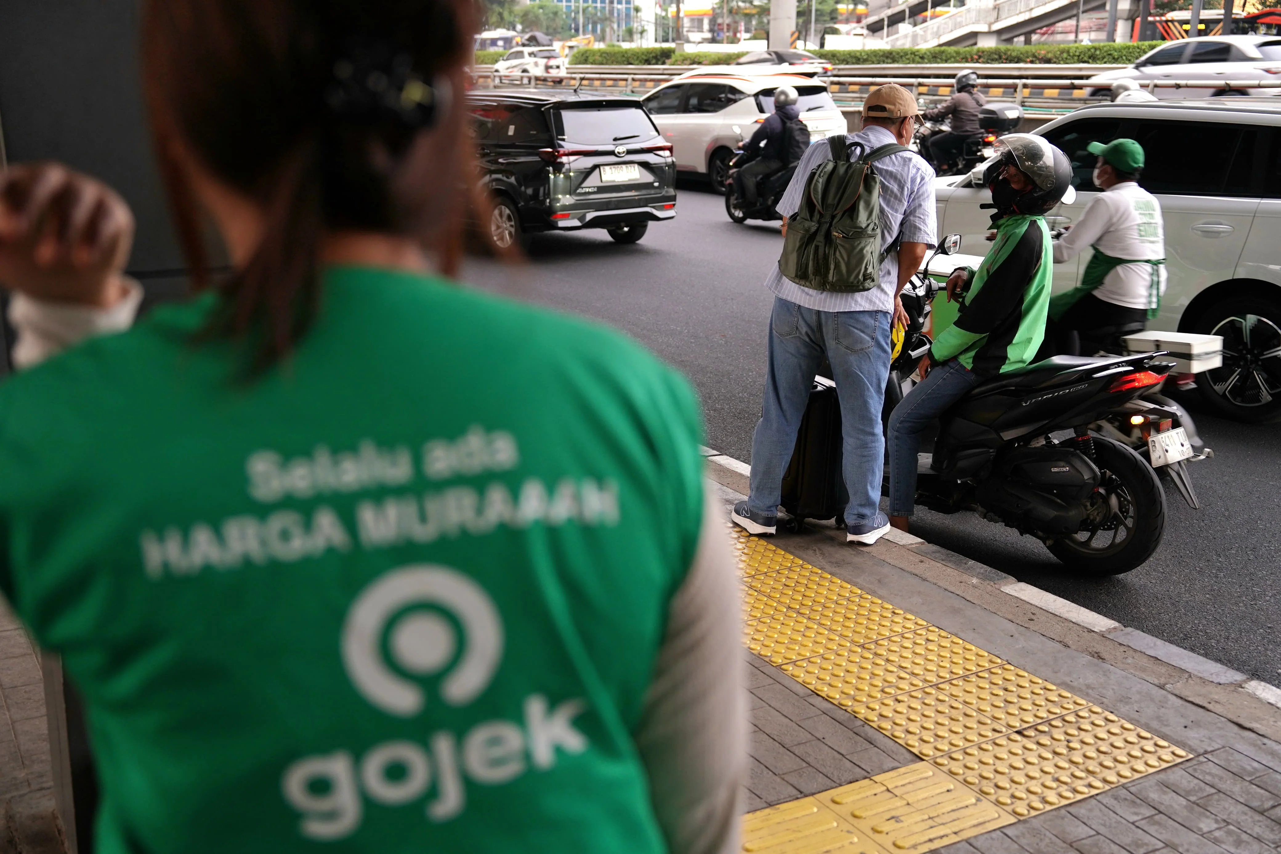 Ojek Online, Ojek Daring, Ojol, BHR, Bantuan Hari Raya, Ojol UMKM, Ojek UMKM, UMKM, Ojek, Gojek, Grab, Maxim