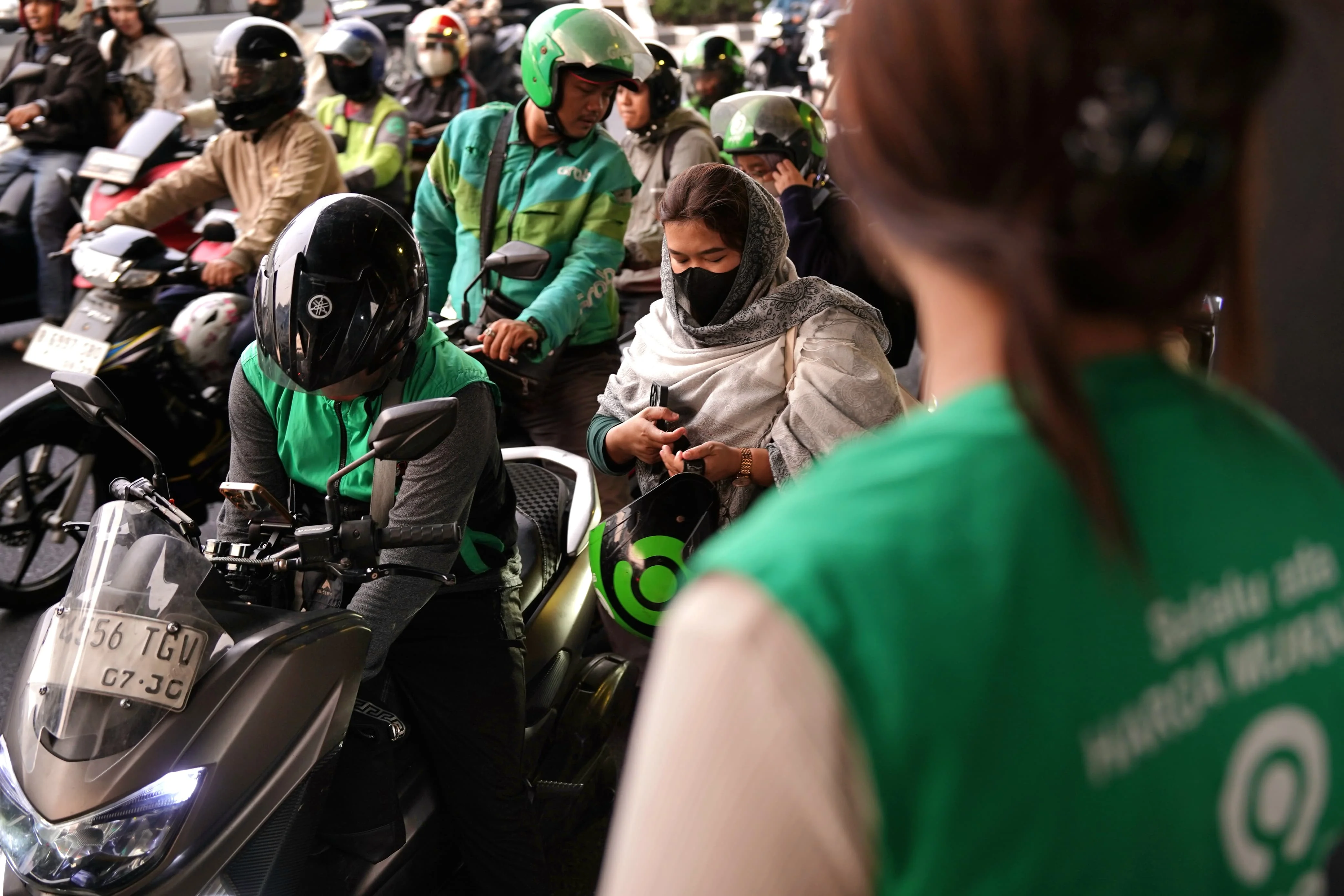 Ojek Online, Ojek Daring, Ojol, BHR, Bantuan Hari Raya, Ojol UMKM, Ojek UMKM, UMKM, Ojek, Gojek, Grab, Maxim