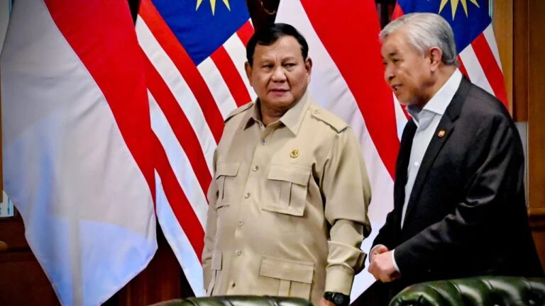 Prabowo dan Wakil PM Malaysia Bertemu Bahas Penanganan Karhutla