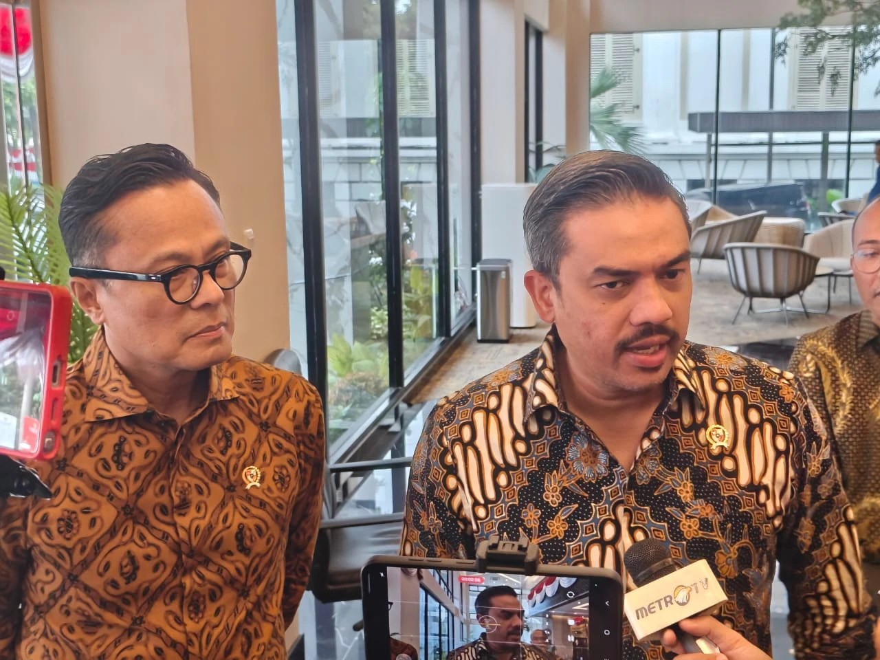 Bunga Kredit Mekaar Dipangkas dari 20% Jadi 8%, Mulai September 2026