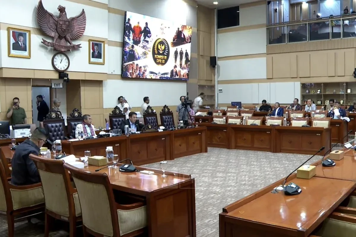 Komisi III Setujui 14 Calon Hakim Agung dan Ad Hoc Mahkamah Agung