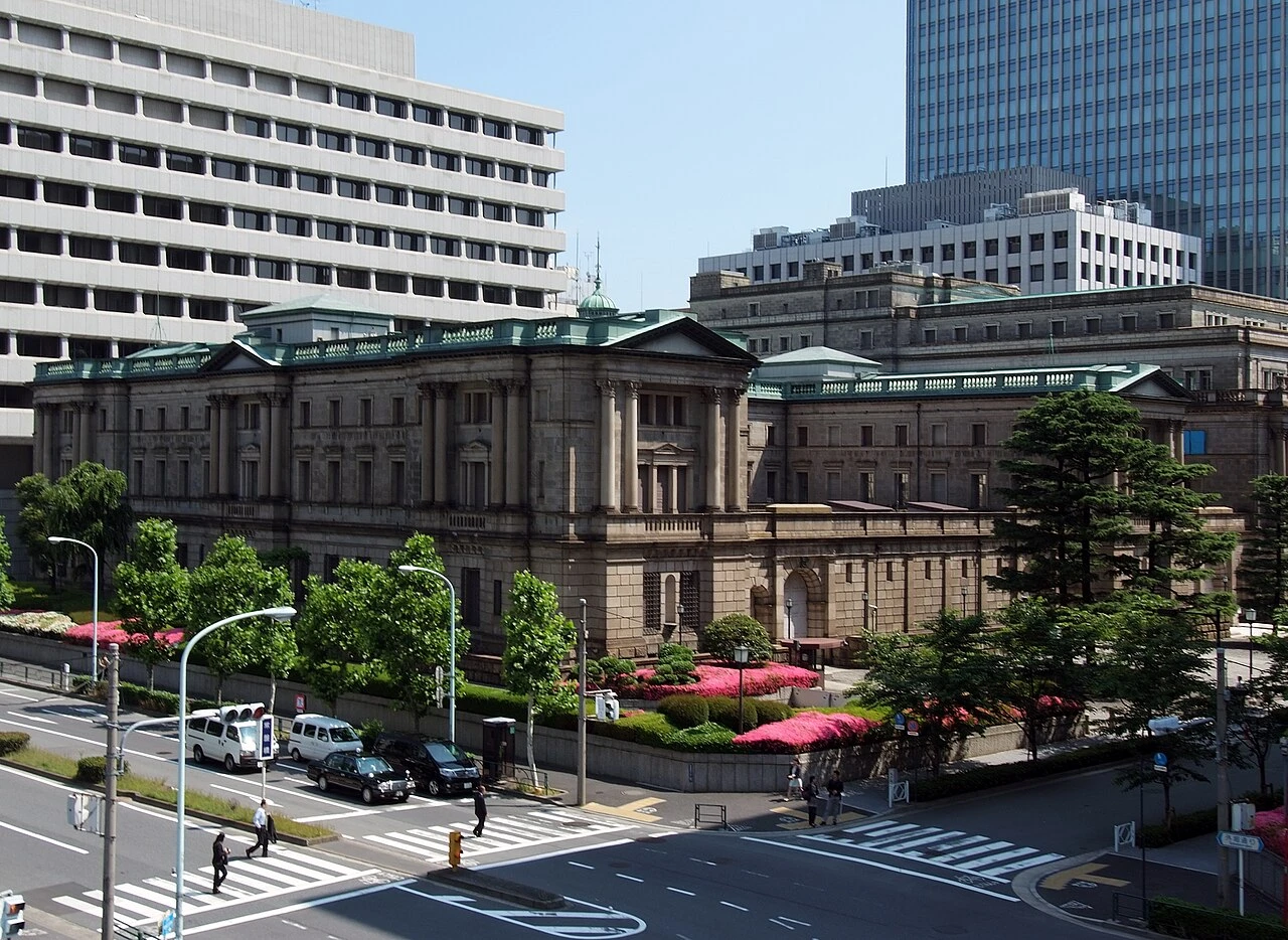 BOJ Tahan Suku Bunga 1%, Sinyalkan Sikap Hawkish Usai Yen Anjlok
