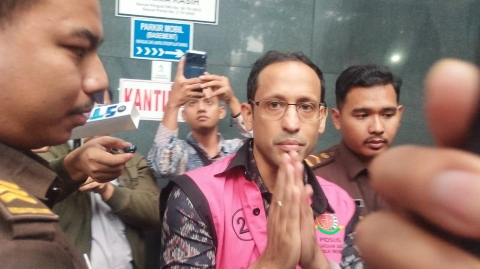 Kuasa Hukum Desak Pengalihan Status Tahanan Nadiem demi Tempat Steril