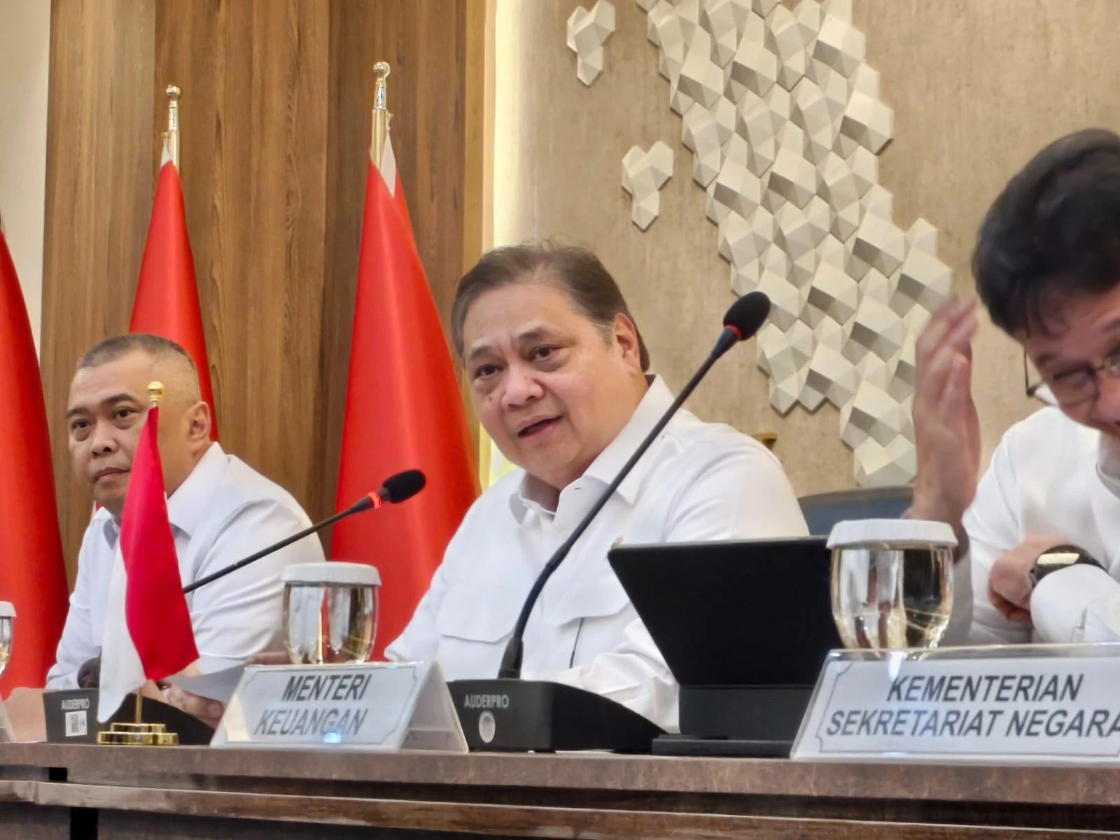 Tekan Harga Tiket, Pemerintah Bebaskan Bea Masuk Suku Cadang Pesawat