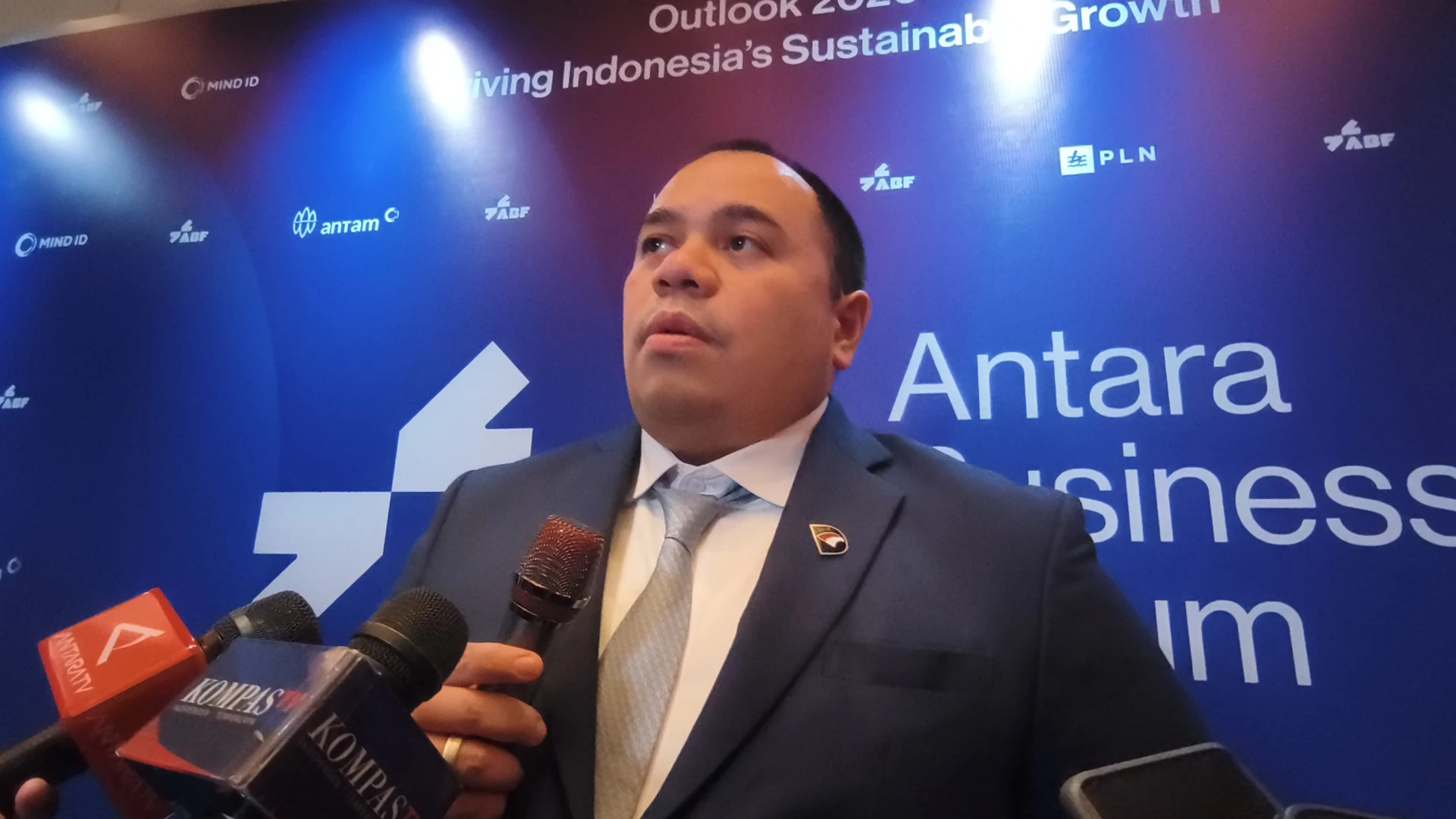 Danantara Klaim Masuk Bursa Sejak Desember, Bukan Saat Krisis