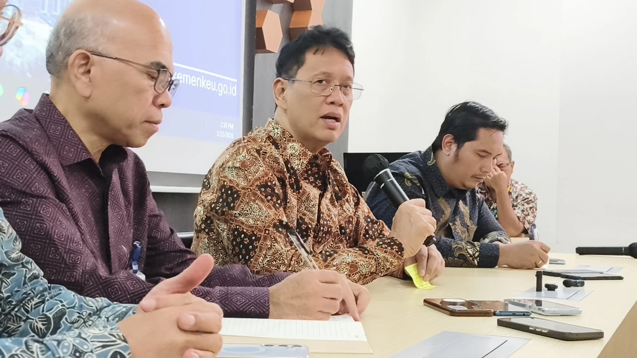 Purbaya Tegaskan Pajak Kendaraan Listrik Tak Ada Perubahan, Hanya Skema yang Berubah
