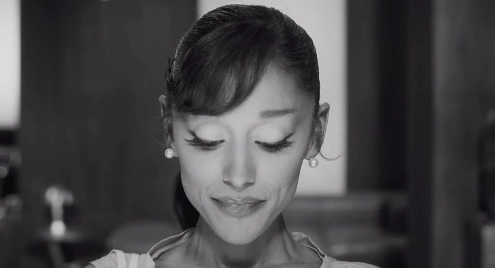 Ariana Grande Putuskan Rehat Usai Tur Eternal Sunshine