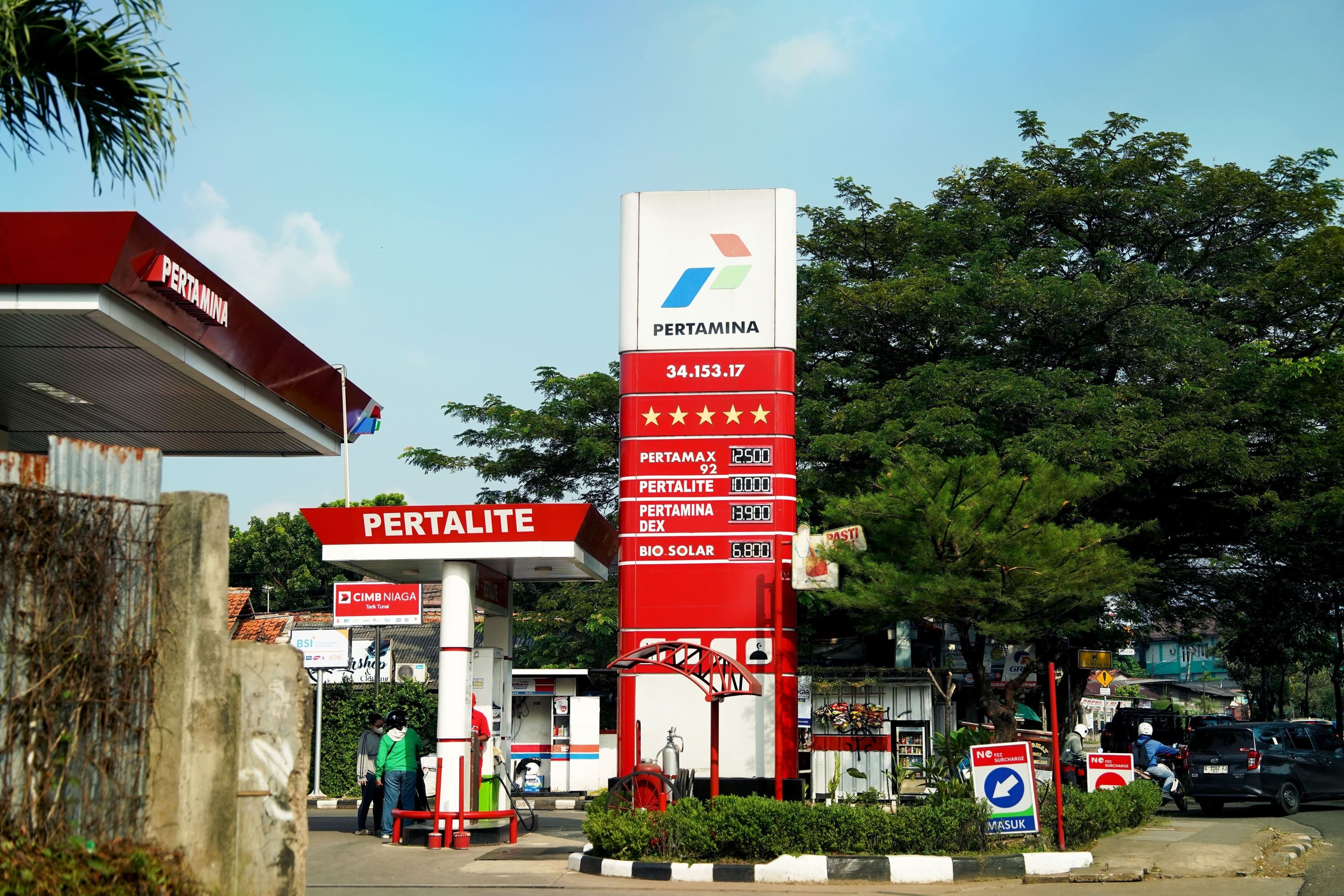 Stasiun Pengisian Bahan Bakar Umum (SPBU) Pertamina