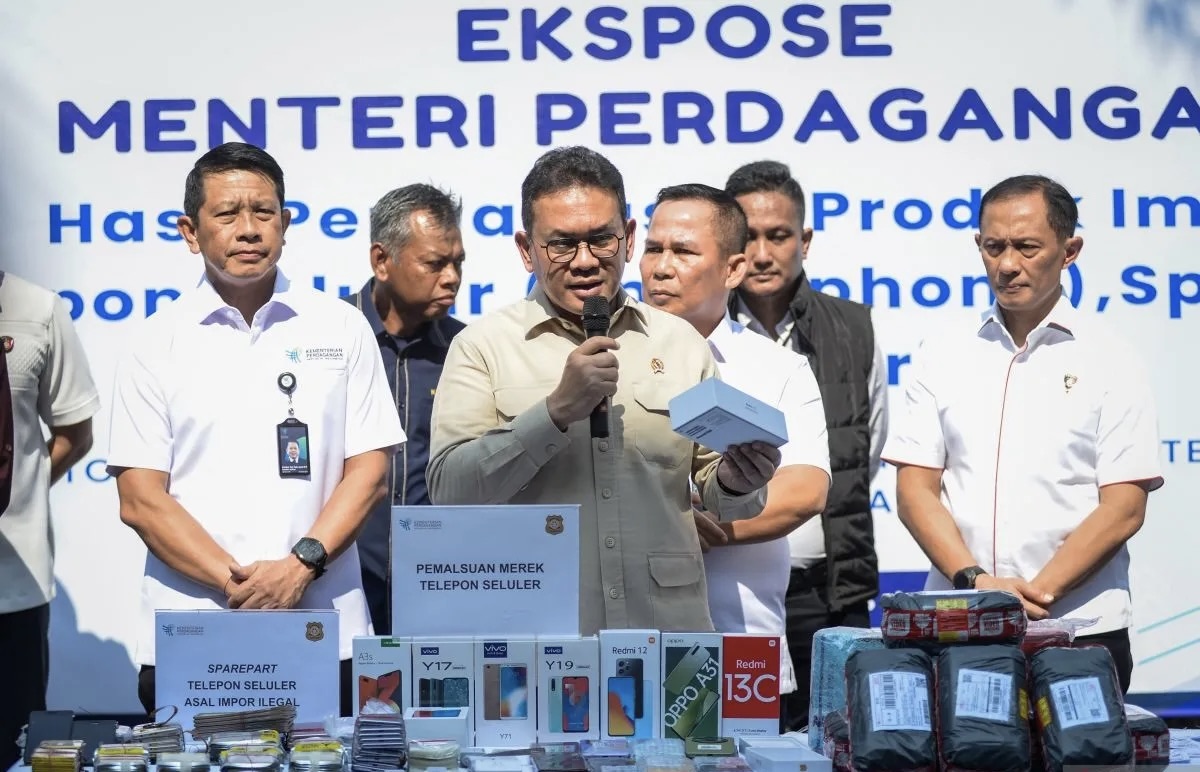 Menteri Perdagangan Budi Santoso