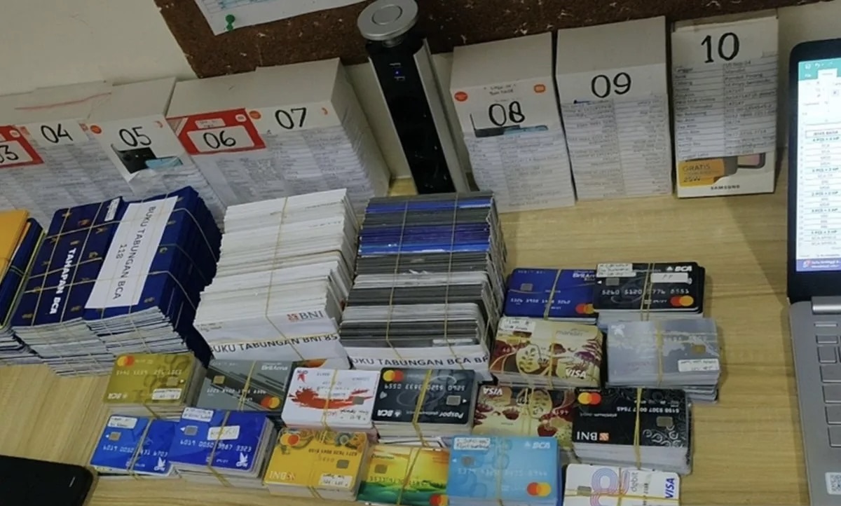 Buku Rekening Bank Untuk Kejahatan