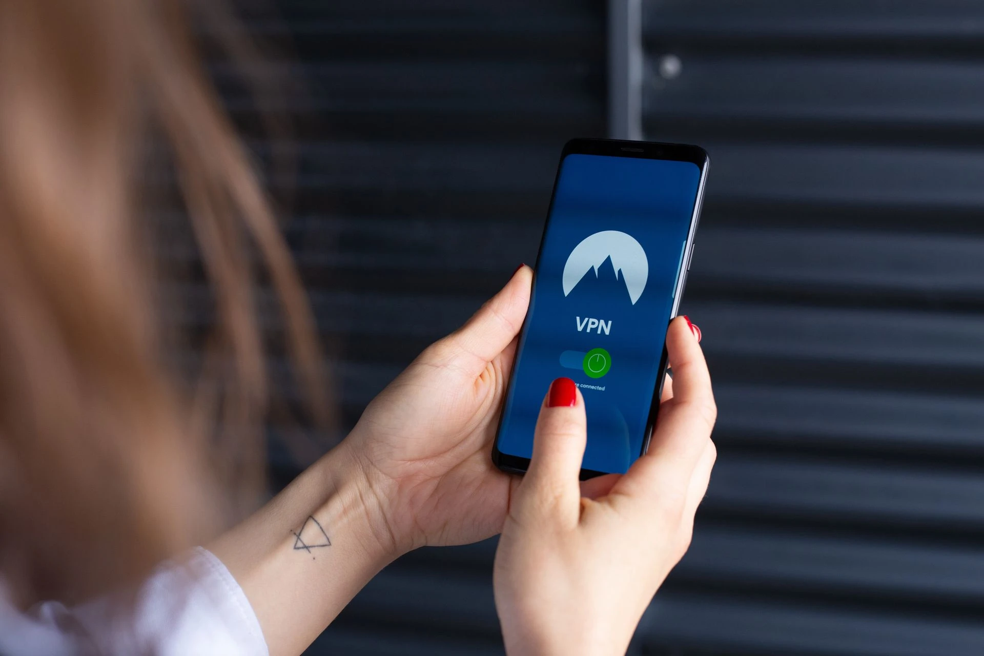 VPN vs Proxy, Mana Pelindung Data Terbaik di Ruang Siber?