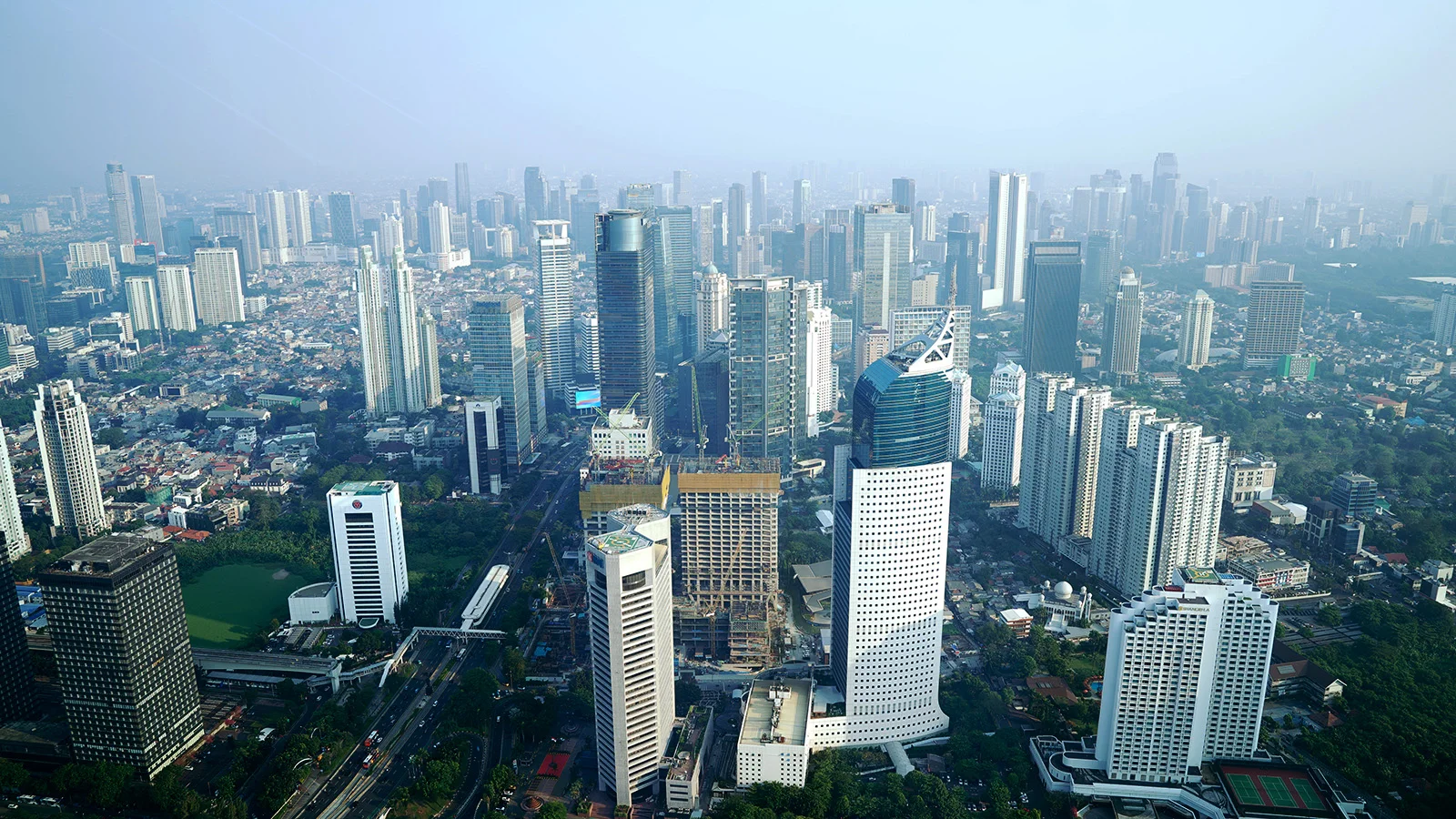 Realisasi Investasi Semester I 2026 Tembus Rp1.010,6 Triliun, Capai 49,5% Target