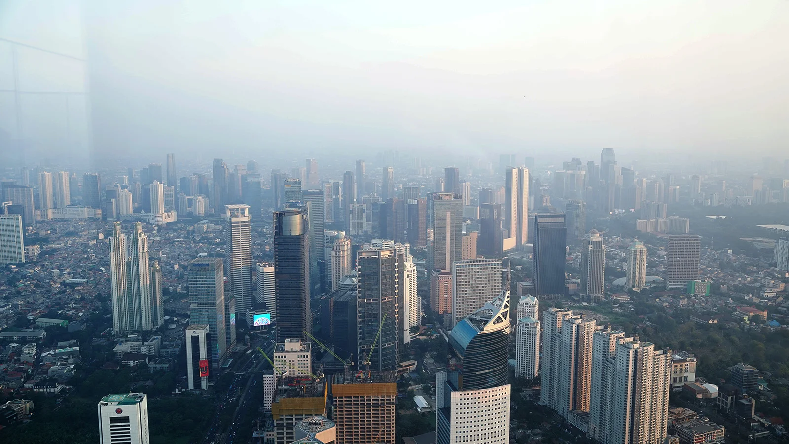 Gedung Bertingkat, Pertumbuhan Ekonomi, Ekonomi, Penanaman Modal, Investasi, Ekonomi Indonesia, Realisasi Investasi