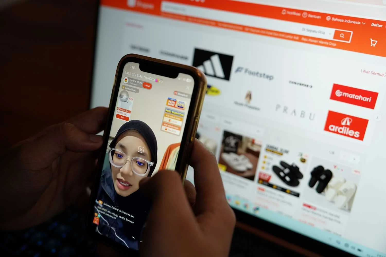 E Commerce, Shopee, Belanja Online, Harbolnas, Belanja, Aplikasi Ritel, Pajak E Commerce