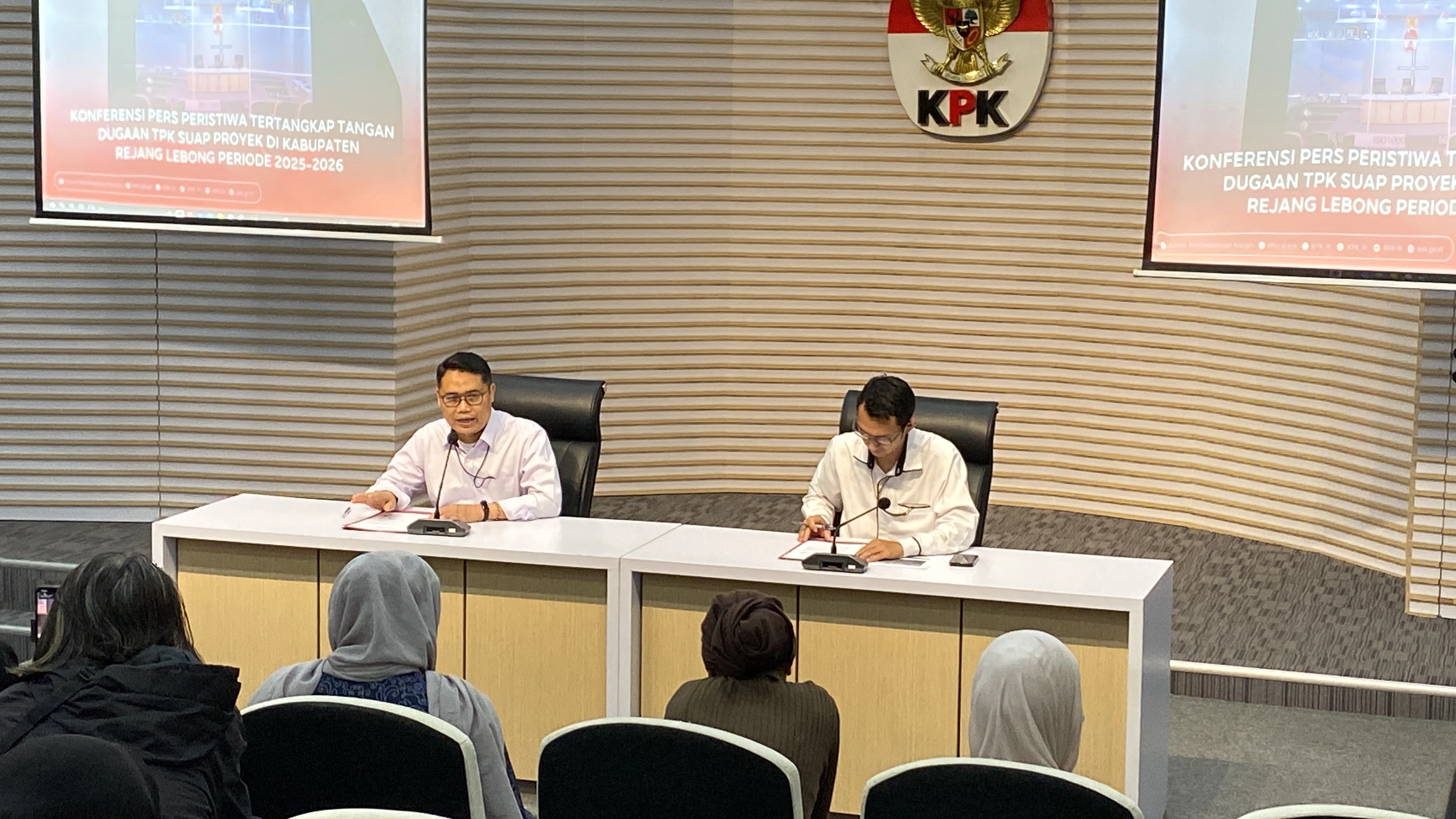 KPK Ungkap Kronologi OTT Bupati Rejang Lebong, Sempat Terjadi Kejar-Kejaran Mobil