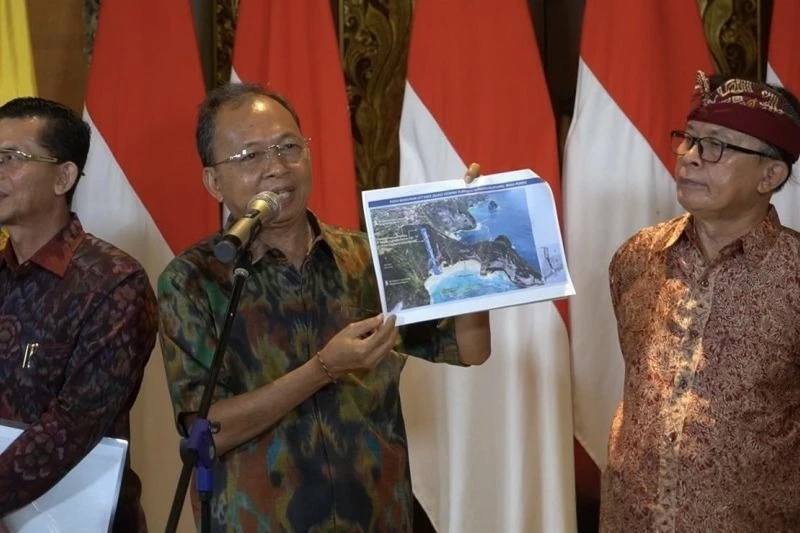 Ini 5 Pelanggaran Berat Proyek Lift Kaca Pantai Kelingking