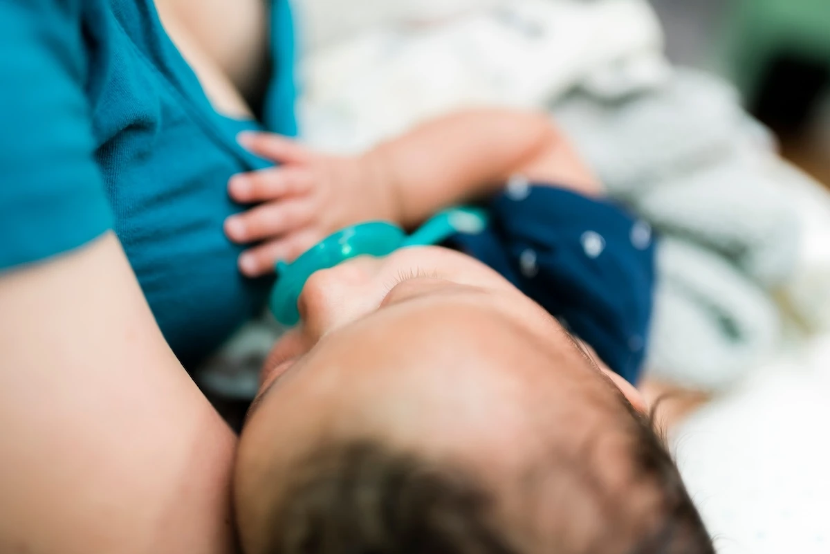 Bunda, Jangan Lewatkan 1 Jam Pertama Kehidupan Bayi untuk Mulai Menyusui