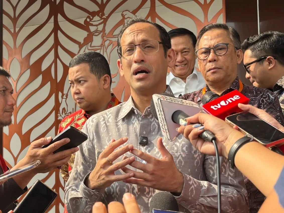Bandingkan Perlakuan Febrie Adriansyah Tak Diborgol, Nadiem Sebut Dirinya Korban Kriminalisasi