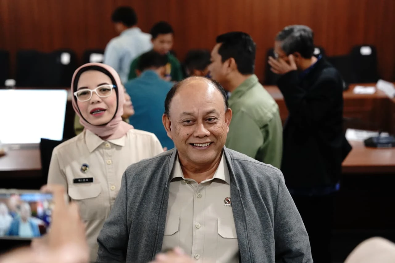 Prabowo Copot Dadan Hindayana, Nanik S Deyang Resmi Jadi Kepala BGN
