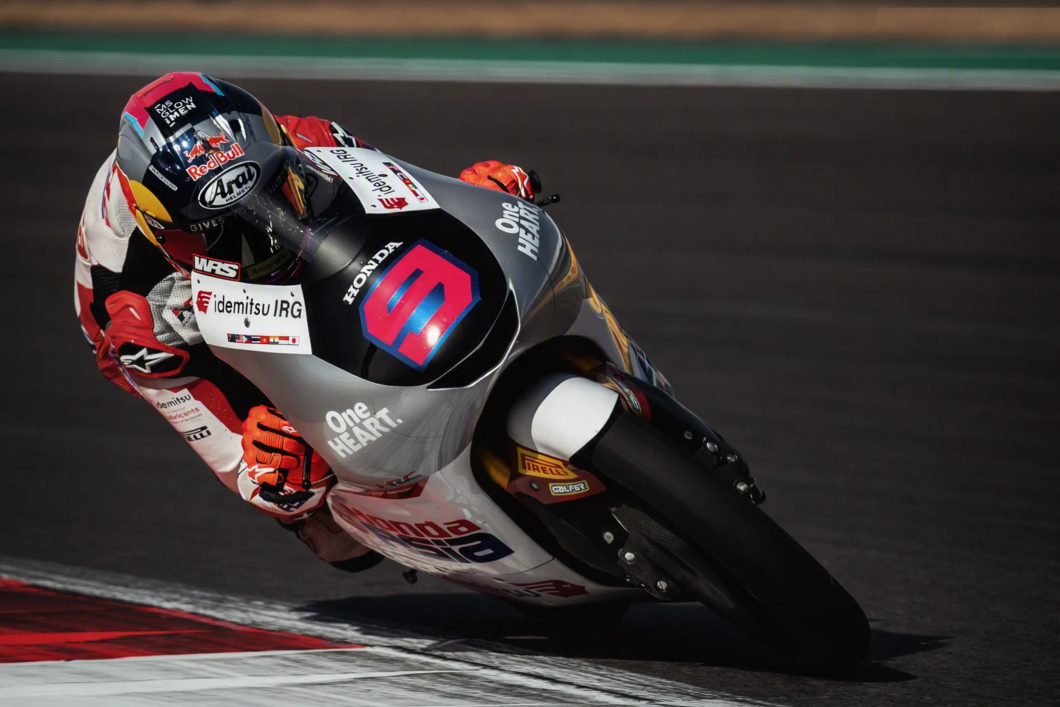 Veda Ega Pratama finis di posisi 9 di Moto3 Inggris. Instagram/@veda_54