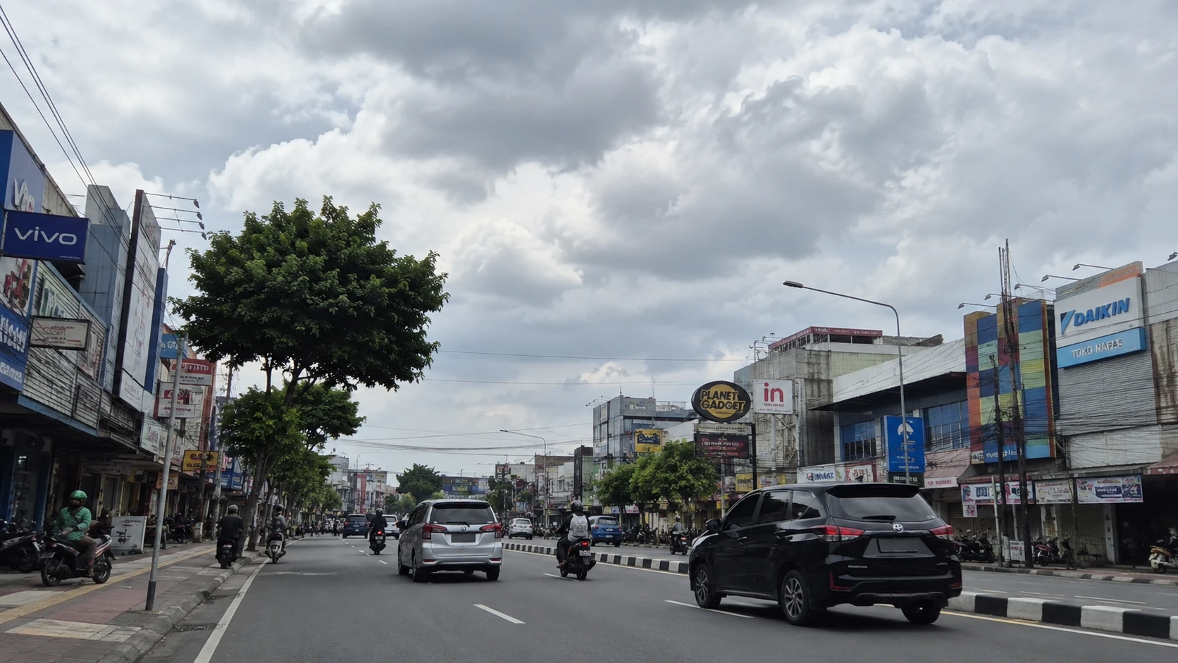 Prakiraan Cuaca DKI Jakarta Hari Ini Rabu 29 Juli Menurut BMKG