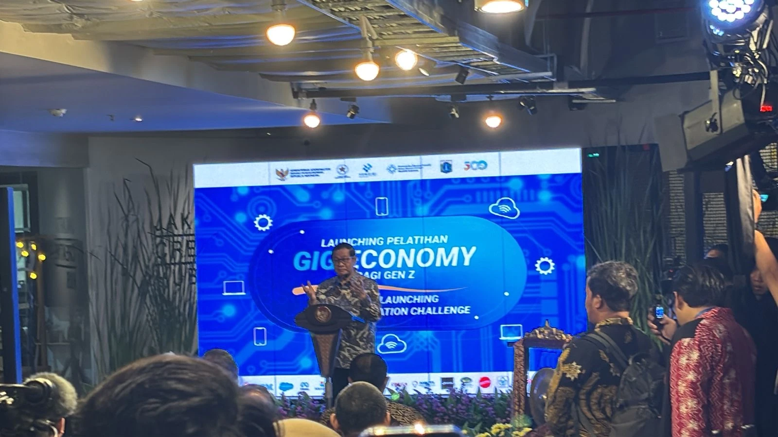 Pramono Ajak Gen Z Lomba Atasi Sampah dan Macet dalam Menyambut 500 Tahun Jakarta