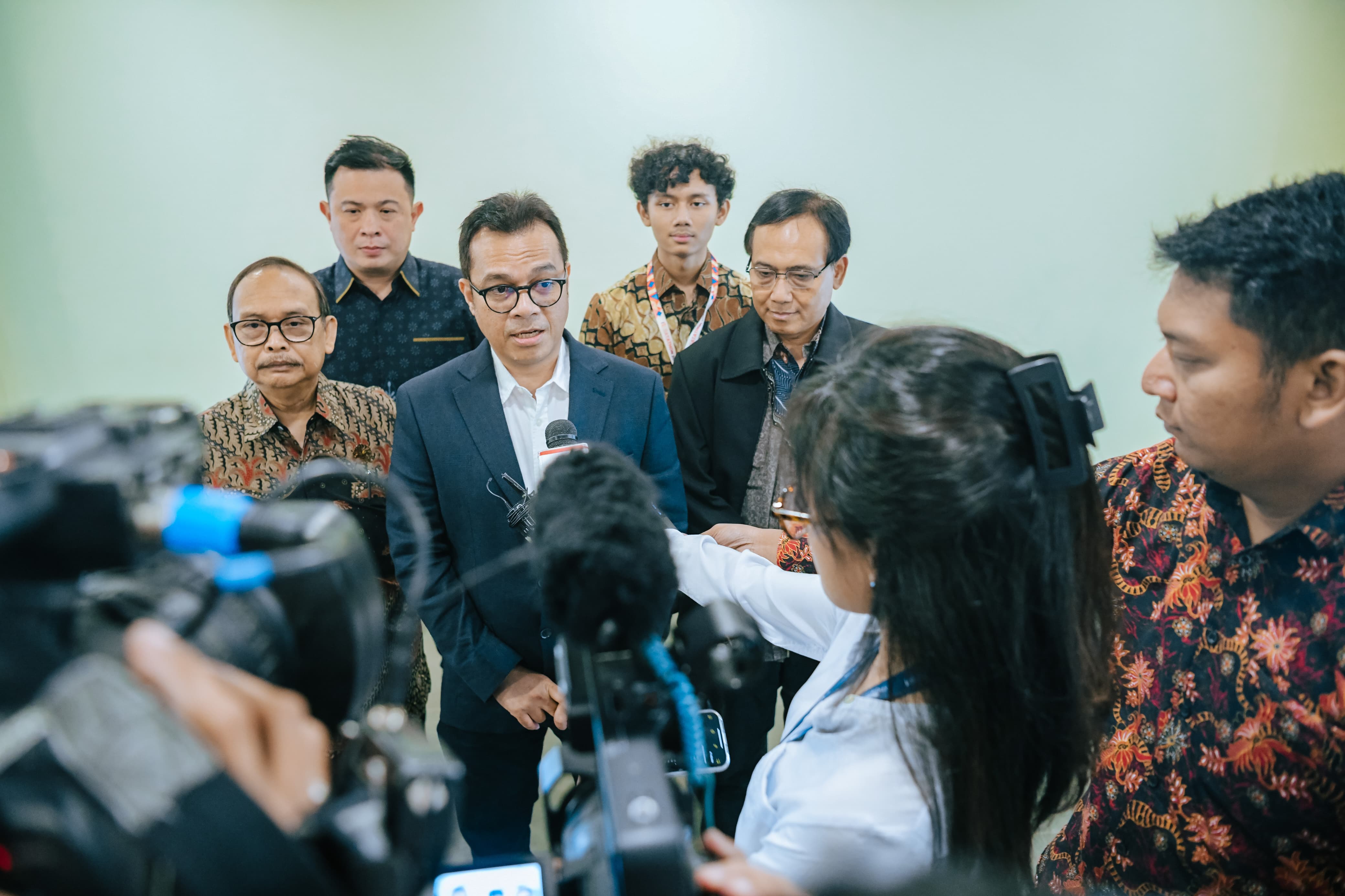 Kementerian Komdigi Luncurkan AI Talent Factory, Targetkan Solusi Defisit 3 Juta Talenta Digital