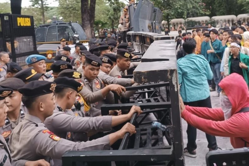 Demo Mahasiswa 11 Juni: 5 Tuntutan BEM se-Jabodetabek