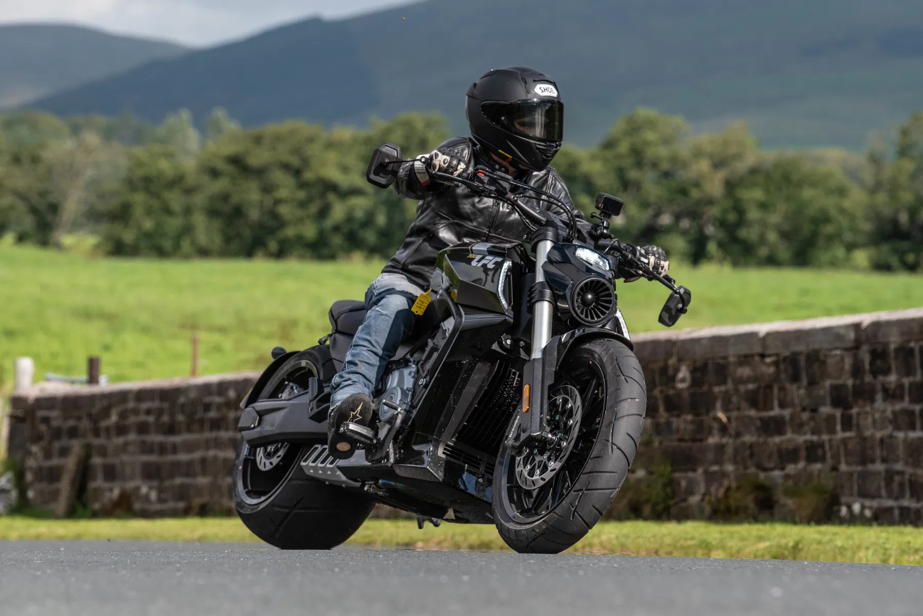 Benda LFC 700, Cruiser Futuris dengan Ban Belakang Terlebar di Dunia