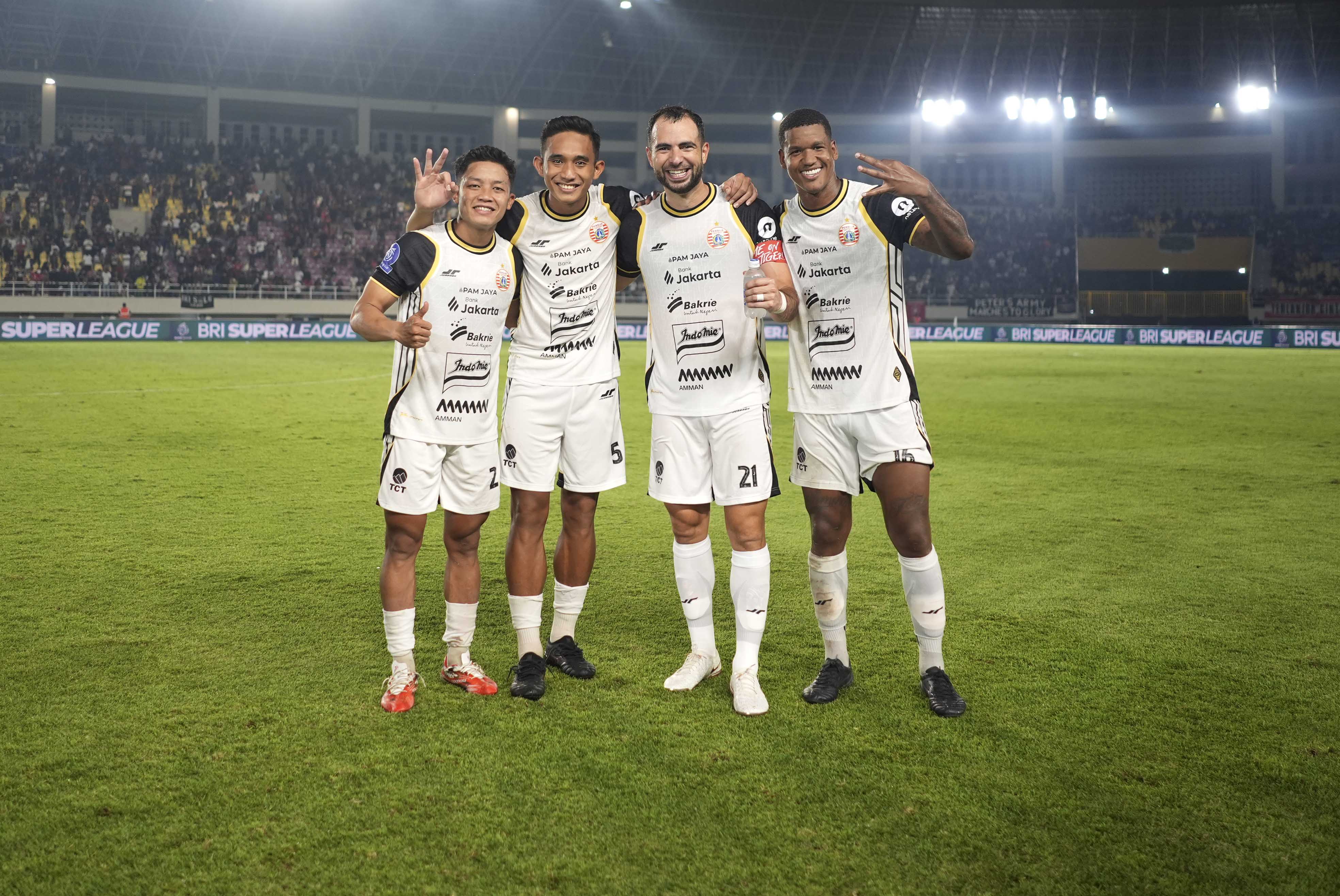 Bek Persija Jakarta Jordi Amat
