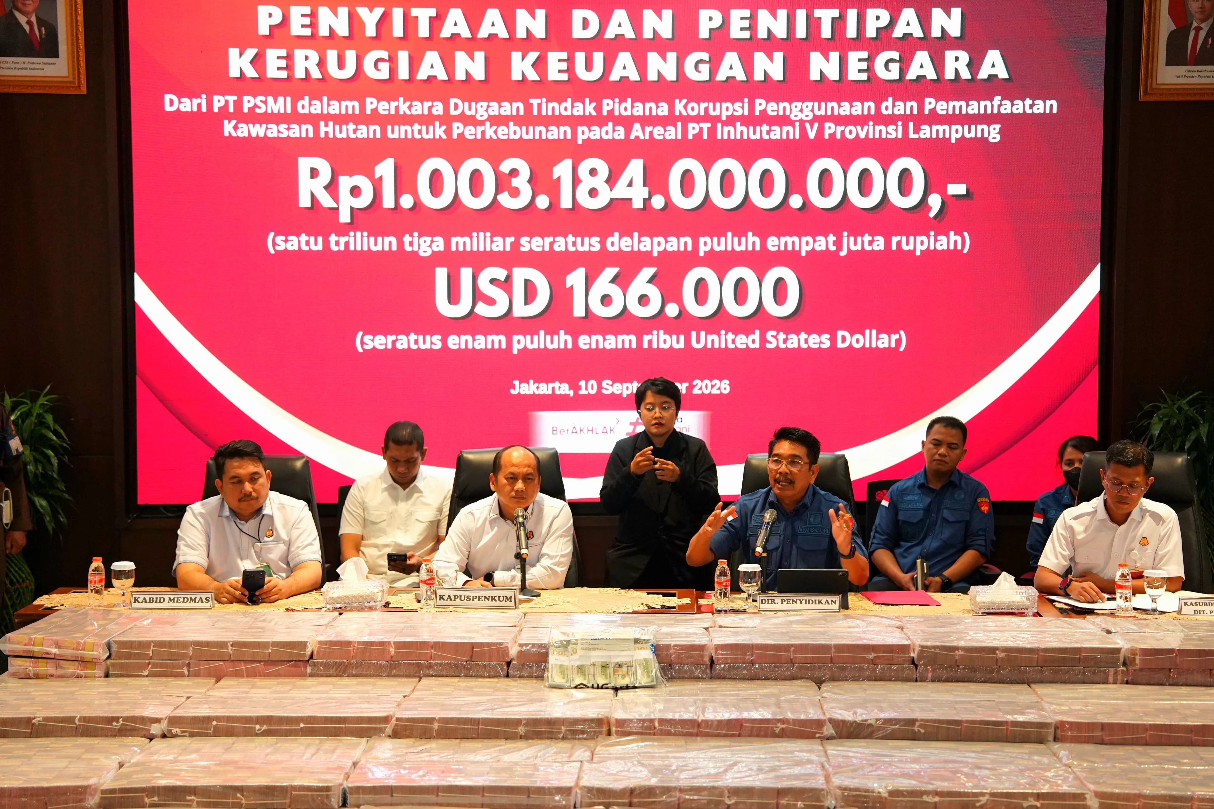 Kejagung Sita Uang Rp1 Triliun dan US$166 Ribu dari Kasus Korupsi Hutan Lampung