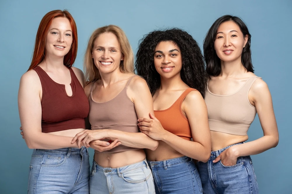 Sejarah Crop Top, dari Busana Tradisional hingga Tren Fashion Modern