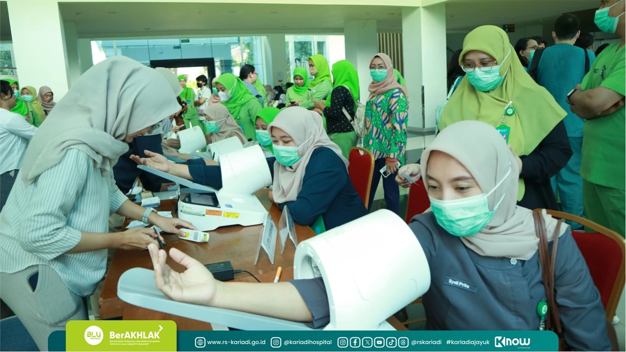 Tenaga kesehatan. Foto oleh Kemenkes