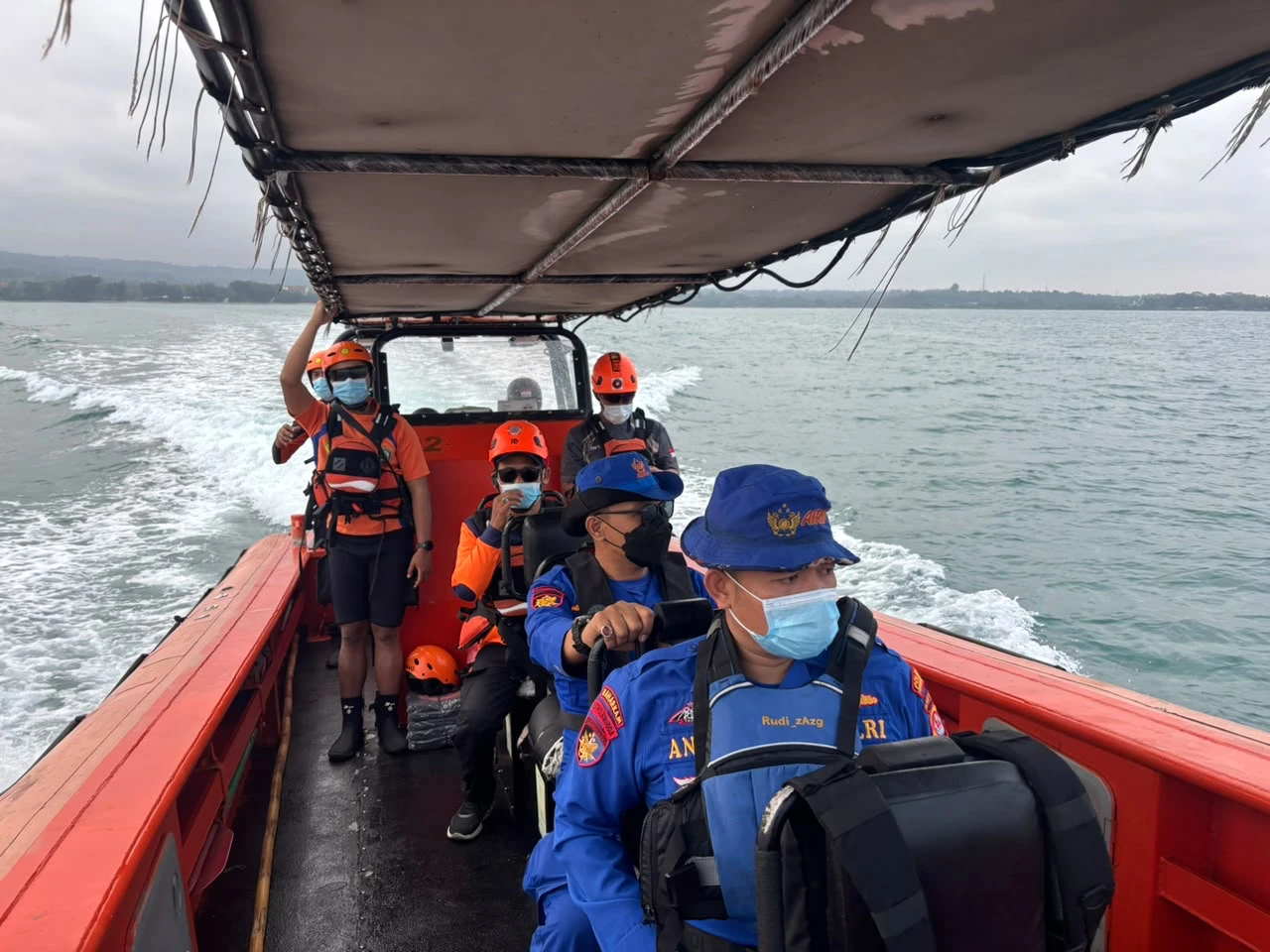 Hari Ketiga Pencarian 5 Jurnalis, Tim SAR Perluas Area ke Utara Anak Krakatau