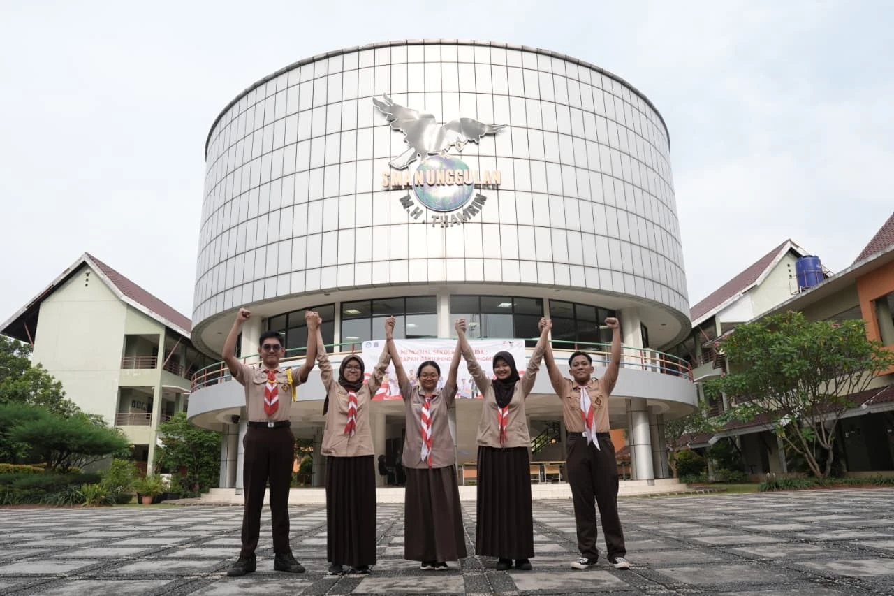 sekolah unggulan MH Thamrin