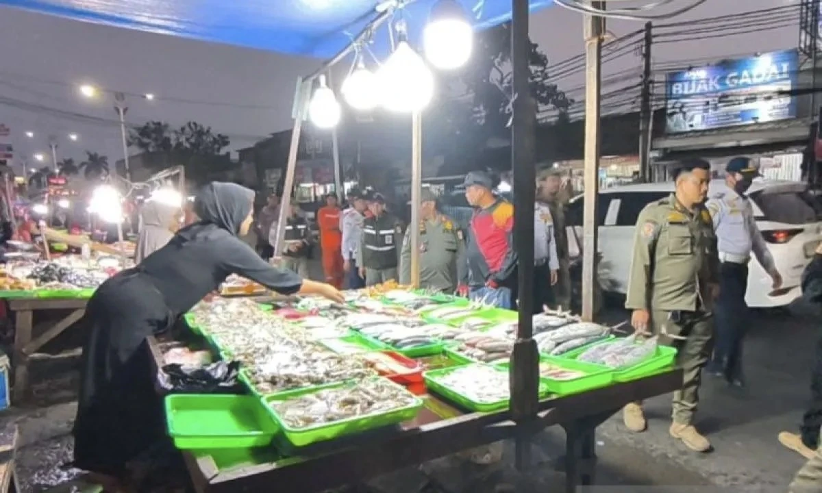 pedagang pasar kramat jati