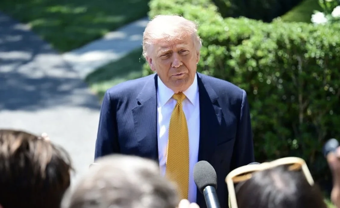 Trump Umumkan Kesepakatan Damai AS–Iran, Selat Hormuz Dibuka Kembali