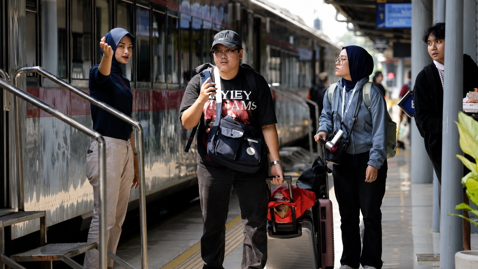 Puncak Libur Maulid, 38.842 Penumpang Kereta Tinggalkan Jakarta dalam Sehari