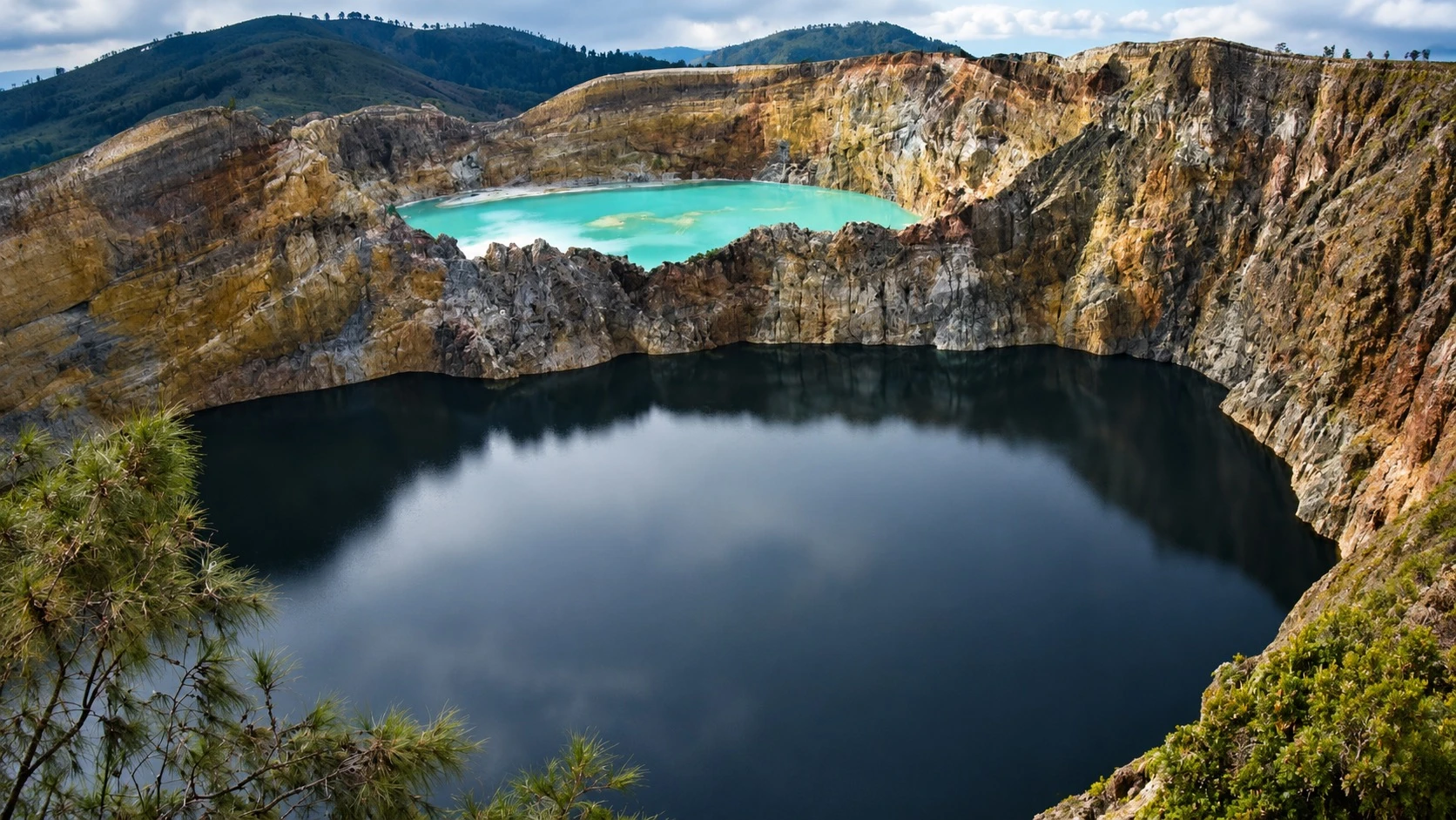 danau kelimutu