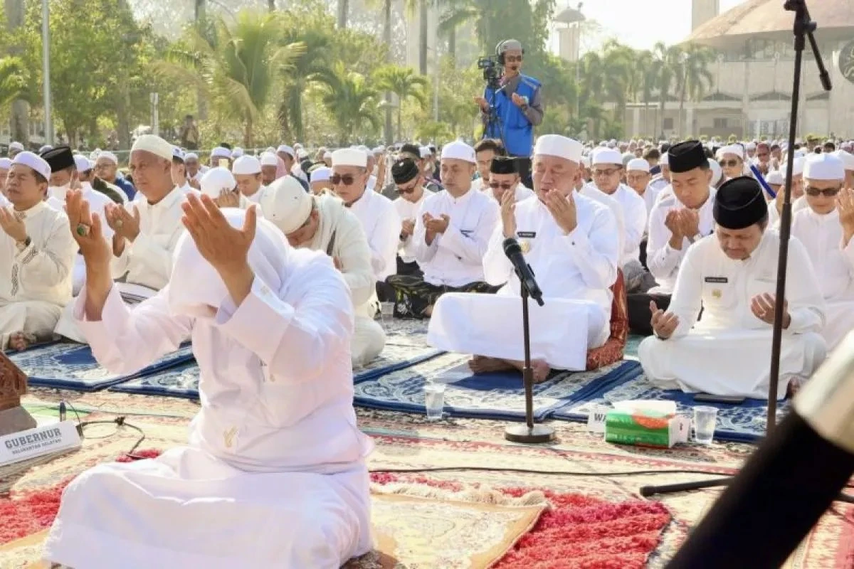 OMC Terkendala Minim Awan, Pemprov Kalsel Gelar Shalat Istisqa di Tengah 473 Hotspot