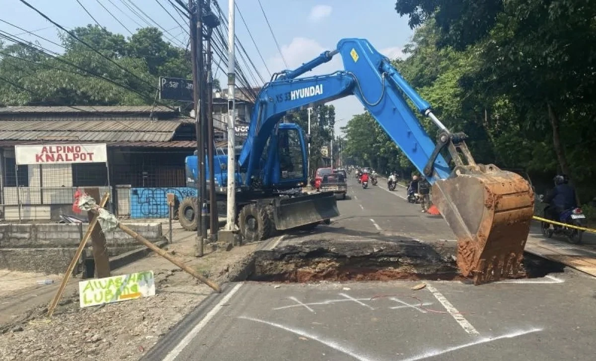 Jalan Raya Lenteng Agung Amblas, Begini Kronologinya