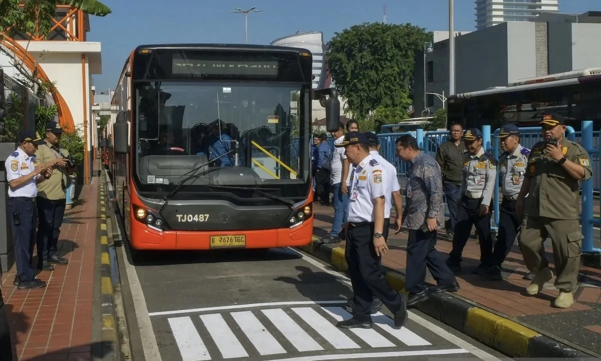 Tarif Transjabodetabek Masih Dibahas, Pramono Tunggu Keputusan DPRD