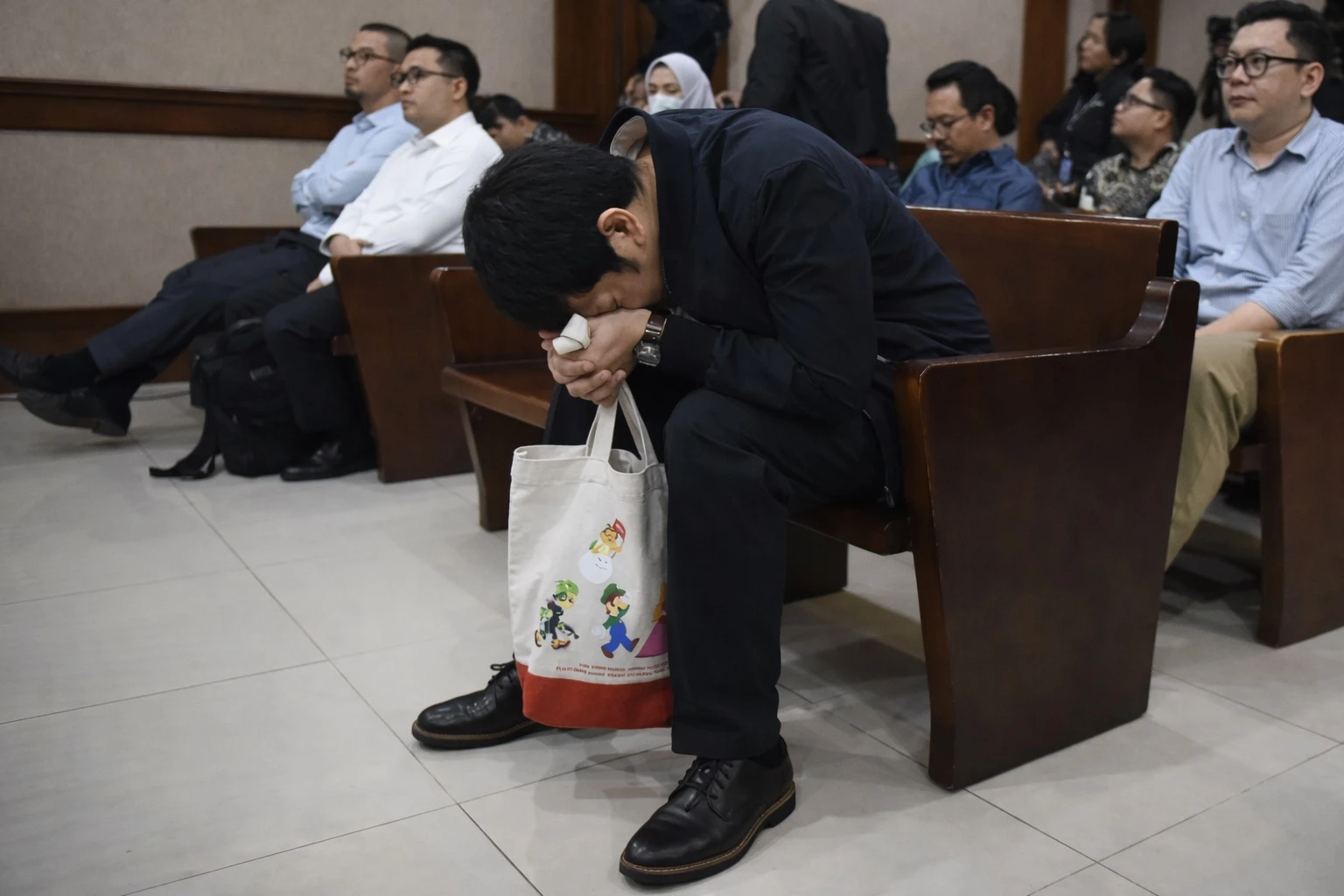 Terbukti Korupsi Minyak, Anak Riza Chalid Divonis 15 Tahun Penjara
